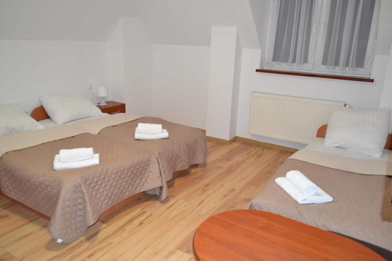 Zajazd Pod Skarpa Mysłakowice Esterno foto
